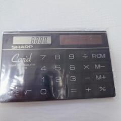 シャープ　薄型　カード　電卓の画像