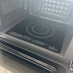 TOSHIBA 電子レンジ　23年製　不具合あり&ローテーブルの画像