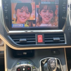 ハイブリッドバッテリー交換済み🚙　ノアハイブリッド　車検ほぼ2年付　　ナビ10型　フリップダウンの画像