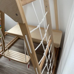 【屋内遊具】　ジャングルジム　滑り台　ブランコ
　木製　の画像