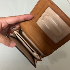 【佐賀or福岡】GUESSカードケース 新古品の画像