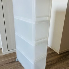 収納ケース　半透明