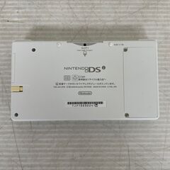【Nintendo】 DSi TWL-001 ホワイト 白 箱付き ゲーム機 動作確認済み ニンテンドー 任天堂 携帯型ゲーム機 A0278の画像