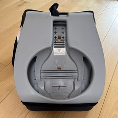 ミッキーマウス　ジュニアシート
の画像