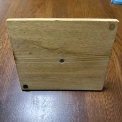 中古のキッチンペーパーのホルダーの画像