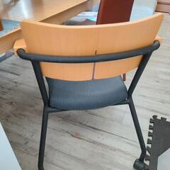 ★【プラス】チェア　椅子  事務椅子  キャスター付き💳自社配送時🌟代引き可💳※現金、クレジット、スマホ決済対応※     の画像