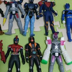 仮面ライダー　ソフビ人形24体セットの画像