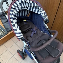 アップリカ　スムーヴベビーカー　ファミリアモデルの画像