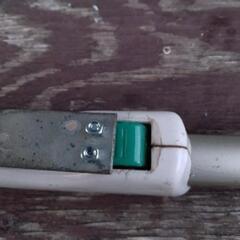 剪定用バリカン（伸縮式）の画像