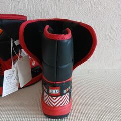 トミカ　キッズ　男の子　スノーブーツ　冬靴　18センチ　TOMICAの画像