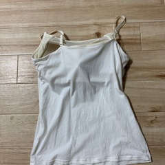 カップ付きキャミソールの画像