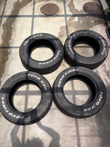 綺麗！TOYO H20 LT タイヤSET ハイエース　キャラバン