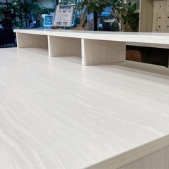 美品　机、デスクワークの画像