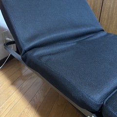 折り畳みベットの画像