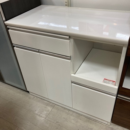 取りに来れる方限定！ニトリのレンジ台です！