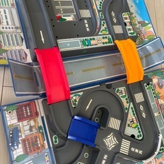 トミカ おでかけ立体マップの画像