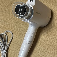♦️美品♦️Panasonicヘアドライヤー ナノケアの画像