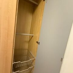 イケアクローゼットミラー付き（収納、衣装収納）の画像