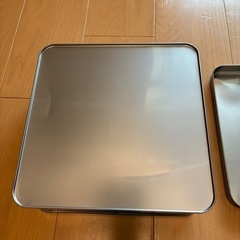 缶　せんべい缶　フタ付　の画像