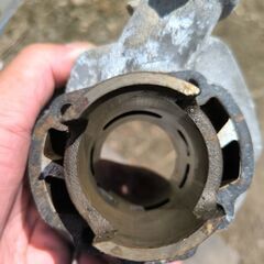 引取り限定‼️原付50ccスズキ　シュートシリンダー、シリンダーヘッドの画像