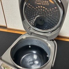 象印　炊飯器　ZOJIRUSHI 5.5合 IH炊飯器　
の画像