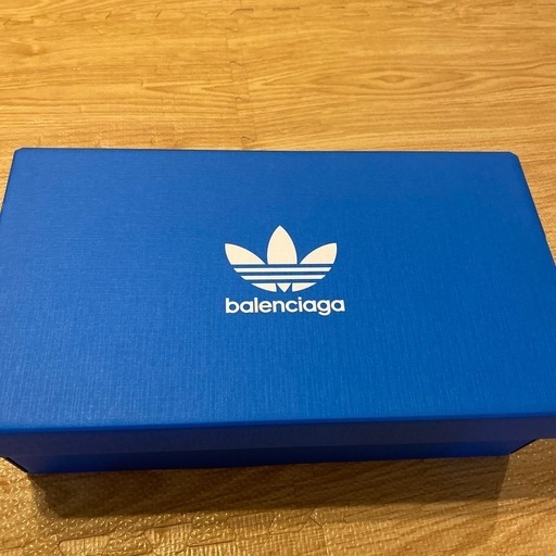 BALENCIAGA スタンスミス