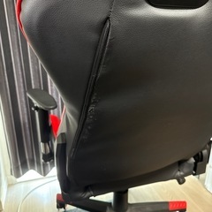 ゲーミングチェアの画像