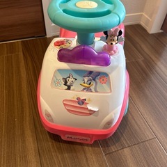 ミニーちゃん ディズニー 乗用玩具の画像