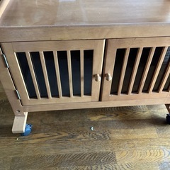 受付終了　代理出品　　テーブルの画像