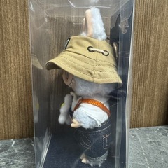ラブブFALLINWARDの画像