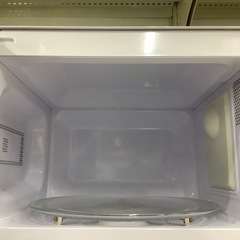 【トレファク　ラパーク岸和田店】電子レンジ　ユアサプライム　2022年製　700W 60Hz専用　の画像