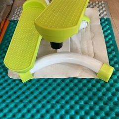 B-SANTE(ビサンテ) マット付き静音足踏み運動器具の画像
