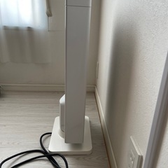 【美品】カーボンヒーター 即暖 2段階切替 首振り の画像