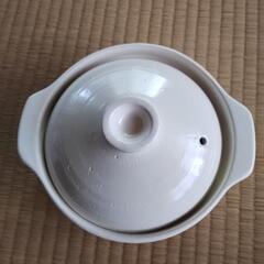 土鍋 料理が冷めにくい土鍋 白 未使用 6号 1～2人用の画像