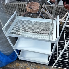 IKEAラック　アクリル棚　スチールラックの画像