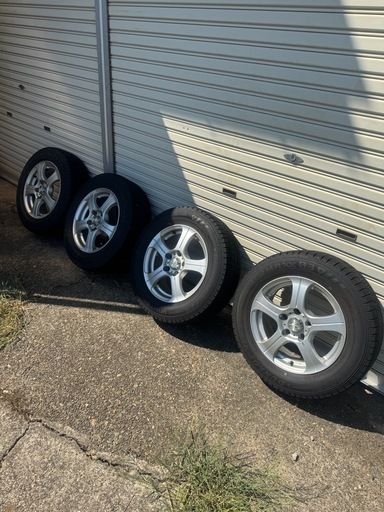 15インチスタッドレスタイヤホイールセット