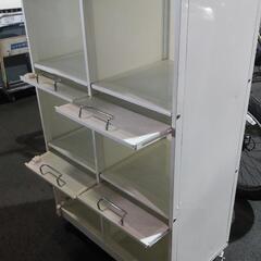 スチールメッシュ収納キャビネットの画像