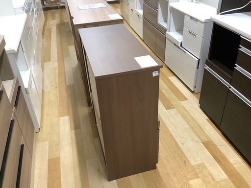 【トレファク　ラパーク岸和田店】レンジ台　3枚扉　ブラウン