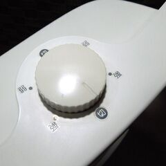 ヤマゼン 電気ストーブ 2018年製 セラミックファンヒーター 1200W 強弱2段階 ホワイト DF-J121(W) 山善 暖房器具 札幌市東区 新道東店の画像