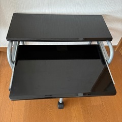 【美品】ロータイプ　パソコンデスクの画像
