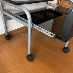 【美品】ロータイプ　パソコンデスクの画像