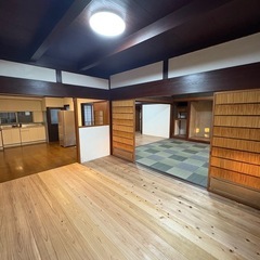 東近江市大沢町　湖東地域　リフォーム済み！ペット可能！多頭飼育相...