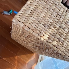 編み込みバスケットの画像