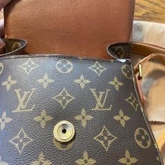 半額にしました。LOUIS VUITTON サンクルーモノグラム ショルダーバッグ の画像