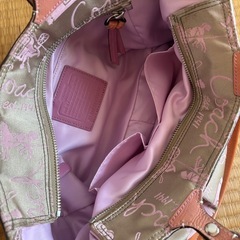 coach馬車柄トートバッグピンクレア美品　期間限定値下げ中です！の画像