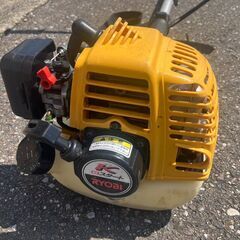 草刈機 リョービ　RYOBI　EKK-260A　25.4㏄ Kスタート　軽スタート 両手ハンドル 肩掛式 刈払機 草刈り機の画像