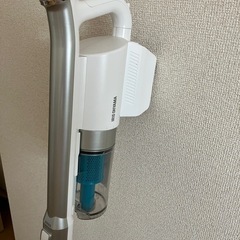 アイリスオーヤマ　コードレス掃除機の画像