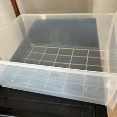 洋服収納棚6口の画像