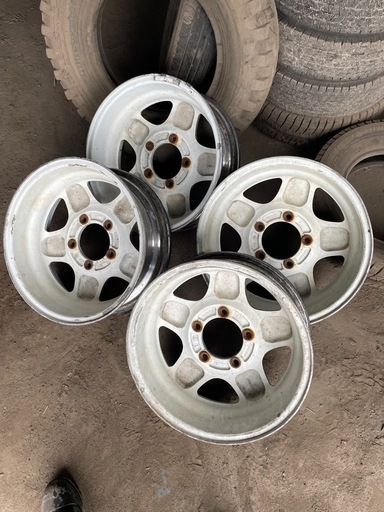 9月3日鉄くず屋に持ってく前に。ジムニー 逆履きホイール