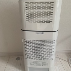 アイリスオーヤマ除湿機の画像